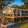 Hot Tub-Firepit-Bunkroom near Crick