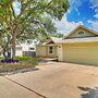 Deck & Greenbelt Access: Lovely Austin Home