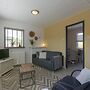Vibrant Holiday Home With Garden