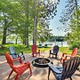 Lakefront Holcombe Getaway: Hot Tub, 2 Docks!