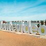Elegant Apartment - Perfect Location Between the Coast and the City Ce