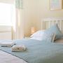 Central 2BD with Garden and Free Parking