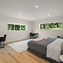 Oakland Hills Farmhouse Stunner + Game Room + Ac