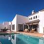 Luxury Villa With Private Pool