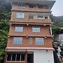 Hotel East Inn