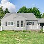 3 Mi to Dtwn Syracuse: Home w/ Fenced Yard!