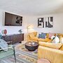 Central Albuquerque Getaway w/ Hot Tub & Grill!