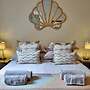 Luxurious Sea Point Apartment