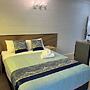 Innisfail Riverfront Motel