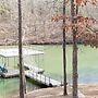 Classic Lakeside Cottage Masters Rental