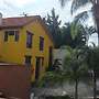 Bonanza Garden Suites