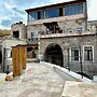 Kayaharman Cave Suites