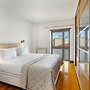 Charming Urban Retreat With Skyline Views