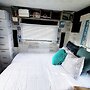 Camper Apt DE Sleeps 3