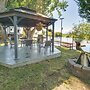 Resort Cabin on the River ~ 21 Mi to Crater Lake!