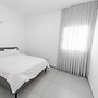 Stunning Sea View 4 BR Apt