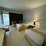Queen Garden Hotel by Salak Hospitality