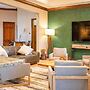 Peaceful Luxurious Ranch Family Reunion