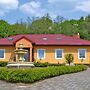 Holiday Villa With Nice Garden