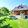 Holiday Home by the Lake, Private Garden, Oswino