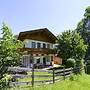 Holiday Home Emberger, Fugen
