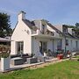 Comfortable Holiday Home With Partial sea Views, Douarnenez-treboul