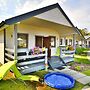 Comfortable Holiday Houses With Pool, Whirlpool