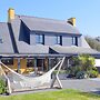 Holiday Home With Jacuzzi, Guisseny