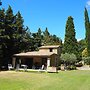 Charming Holiday Home With Private Garden, Bedarrides