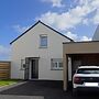 Comfortable Holiday Home With Garden, Near Beach