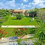 Apartment in Porto Pollo With Garden