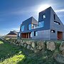 Villa With Superb sea View, Beach Access 400 m