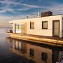 Hausboot Floating House in Ribnitz-damgarten
