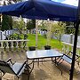 Large Holiday Apartment With a Garden in Stepnica