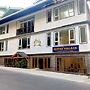 Goroomgo Kings Palace Gangtok