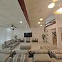 Taman Duta KL Deluxe Villa by uBook