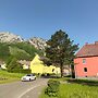 Apartment in Styria With Mountain Views