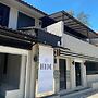Hide Hostel