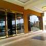 AM 2 PM Hotel and Suites