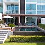 The Surf-point Condo by Acomodo Riomar