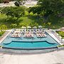 The Couples Condo by Acomodo
