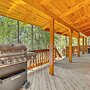 Alpine Cabin w/ Deck: 3 Mi to Luna Lake!