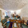 Han Cave Suites