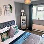 Ashford Blissful Retreat Modern 3-bed House