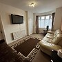 Charming Stoke House With 2 Nice Bedrooms