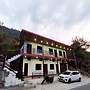 Goroomgo Kedar Chaukhamba Homestay