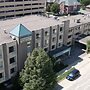 Brentwood Inn & Suites