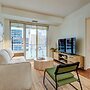 Life Suites Loft - CN Tower