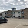 Cobblestone Inn & Suites - Denison - Oak Ridge