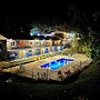 Wanderoo Lodge